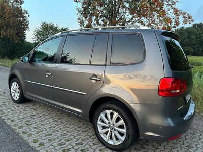Gebraucht VW Touran Highline 150 PS (110 kW) 2013 Grau Van / Kleinbus