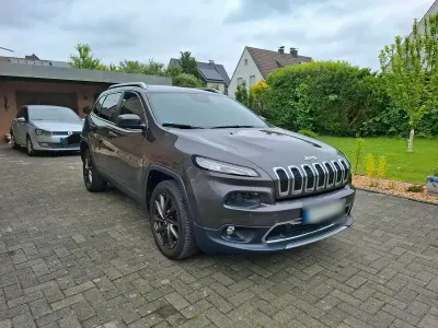 Gebraucht Jeep Cherokee Limited 272 PS (200 kW) 2014 Grau SUV