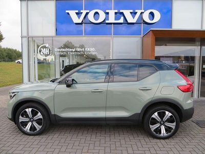 Grün Gebraucht 2022 Volvo XC40 Plus SUV | 29.290 € (Fairer Preis)