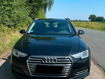 Gebraucht Audi A4 Sport 150 PS (110 kW) 2018 Schwarz Kombi