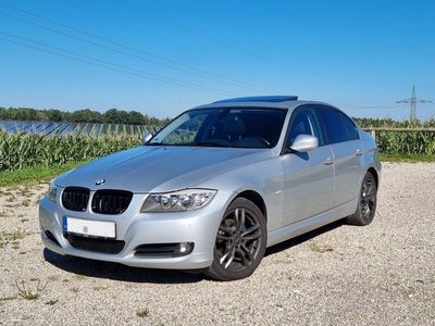 gebraucht BMW 320 i E90 Facelift 2011