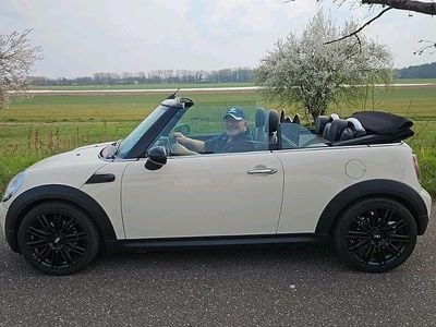 Gebraucht Mini Cooper Cabriolet 122 PS (89 kW) 2009 Beige Cabrio