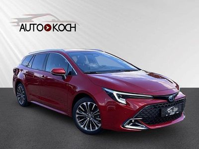 Nuova Toyota Corolla 140 CV (102 kW) 2025 Rosso Station wagon