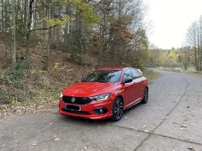 Usata Fiat Tipo Sport 120 CV (88 kW) 2020 Rosso Berlina