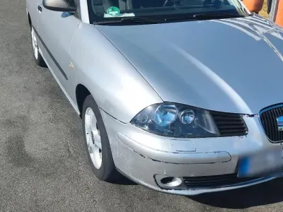 Gebraucht Seat Ibiza 64 PS (47 kW) 2004 Silber Kleinwagen