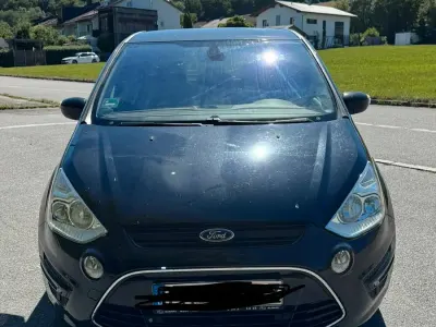 Gebraucht Ford S-MAX S 163 PS (119 kW) 2015 Schwarz Van / Kleinbus
