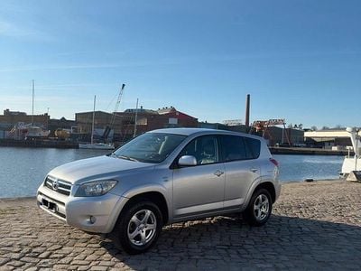 Gebraucht Toyota RAV4 177 PS (130 kW) 2006 Silber SUV