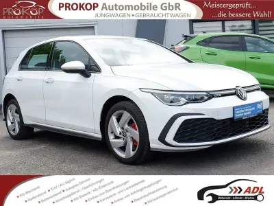 Gebraucht VW Golf VIII GTE 245 PS (180 kW) 2022 Weiß Limousine