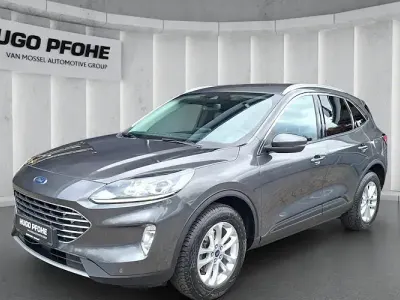 Gebraucht Ford Kuga Titanium 150 PS (110 kW) 2023 Magnetic metallic SUV
