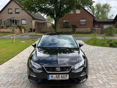 Gebraucht Seat Leon FR 131 PS (96 kW) 2018 Schwarz Limousine