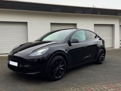 gebraucht Tesla Model Y schwarz Anhängerkupplung AHK