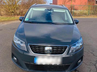 Gebraucht Seat Alhambra 4Drive 177 PS (130 kW) 2019 Grau Van / Kleinbus