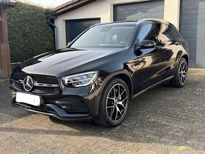 Gebraucht Mercedes GLC300 AMG 245 PS (180 kW) 2021 Schwarz SUV
