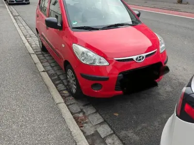 Gebraucht Hyundai i10 Classic 69 PS (50 kW) 2011 Rot Kleinwagen