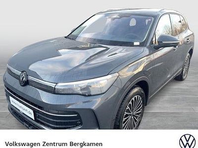 Neu VW Tiguan Life 204 PS (150 kW) 2025 Grau SUV