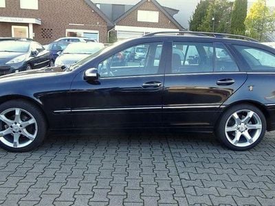 Second-hand Mercedes C180 Sport Edition 143 CP (105 kW) 2006 Negru Break