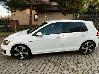 Gebraucht VW Golf VII GTI 220 PS (161 kW) 2014 Weiß Limousine