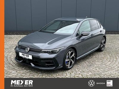Neu VW Golf VIII R 333 PS (244 kW) 2025 Delfingrau metallic Limousine