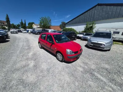 Gebraucht Renault Clio II Campus 75 PS (55 kW) 2006 Hellrot Kleinwagen