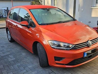 Gebraucht VW Golf Sportsvan Comfortline 110 PS (80 kW) 2015 Orange Van / Kleinbus