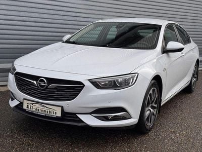 Gebraucht Opel Insignia Selection 136 PS (100 kW) 2018 Weiß Limousine
