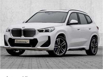 Gebraucht BMW iX1 Luxury Line 230 kW (313 PS) 2025 Weiß SUV