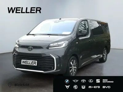 Gebraucht Toyota Proace Verso Team 177 PS (130 kW) 2025 Grau Kombi