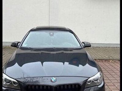 gebraucht BMW 525 d XDrive top