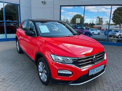 Second-hand VW T-Roc Style 150 CP (110 kW) 2021 Roșu SUV