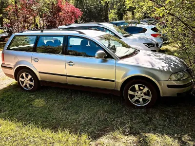 Gebraucht VW Passat 130 PS (95 kW) 2004 Silber Kombi
