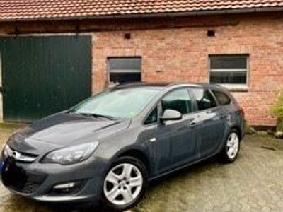 gebraucht Opel Astra Sports T. 1.6 CDTI eco ENERGY 100 S/S ...