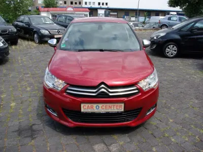 Gebraucht Citroën C4 SELECTION 95 PS (69 kW) 2013 Rot babylone (metallic) Kleinwagen