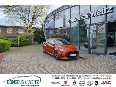 Occasion Toyota Yaris Hybrid 92 PK (67 kW) 2022 Oranje Hatchback
