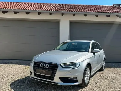 Gebraucht Audi A3 Attraction 122 PS (89 kW) 2013 Silber Limousine