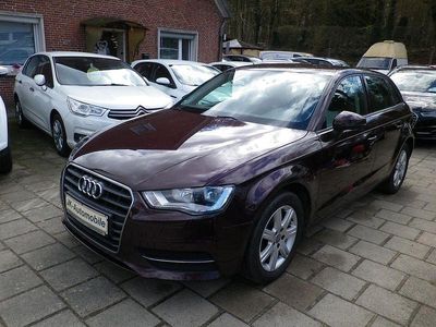Gebraucht Audi A3 Attraction 122 PS (89 kW) 2013 Weinrot metalik Limousine