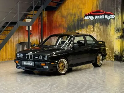 Używany BMW M3 194 KM (142 kW) 1989 Czarny Coupe