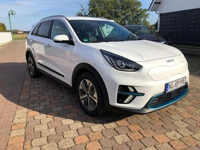 Gebraucht Kia Niro Vision 150 kW (204 PS) 2021 Weiß SUV