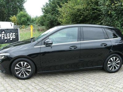 Mercedes B180