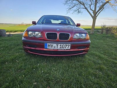 Gebraucht BMW 318 118 PS (86 kW) 1998 Rot Limousine
