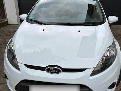 Second-hand Ford Fiesta Viva 82 CP (60 kW) 2010 Alb Hatchback