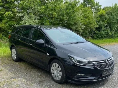 Gebraucht Opel Astra Business 105 PS (77 kW) 2019 Schwarz Kombi