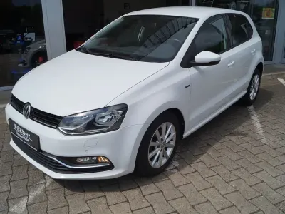 Gebraucht VW Polo 90 PS (66 kW) 2015 Weiß Limousine
