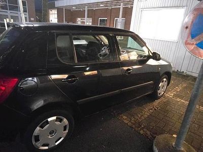 Schwarz Gebraucht 2007 Skoda Fabia Limousine | 3.300 € (Etwas zu teuer)