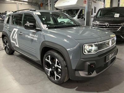 Grau Gebraucht 2025 Renault 4 E-Tech Komfort SUV | 31.990 €