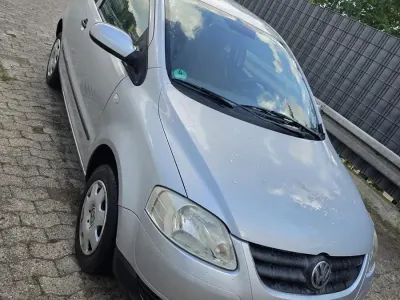 Gebraucht VW Fox 55 PS (40 kW) 2006 Silber Kleinwagen