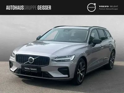 Gebraucht Volvo V60 Plus 197 PS (144 kW) 2025 Aurora silver Kombi