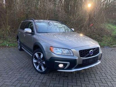 Gebraucht Volvo XC70 Momentum 163 PS (119 kW) 2014 Braun Kombi