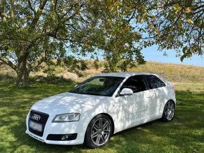 Gebraucht Audi A3 S-Line 125 PS (91 kW) 2009 Weiß Kleinwagen