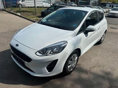 Gebraucht Ford Fiesta Cool & Connect 75 PS (55 kW) 2020 Weiß Kleinwagen