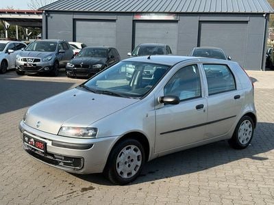 Usata Fiat Punto Active 60 CV (44 kW) 2002 Argento Utilitaria